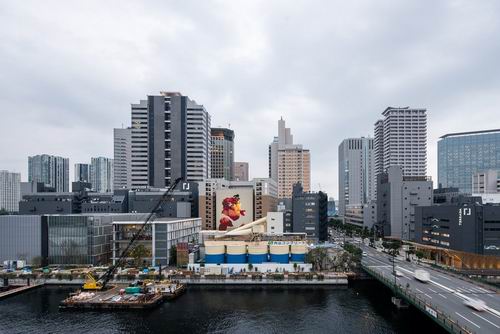 Pulau di Jepang Hiasi Bangunan & Jalanan Dengan Karya Seni (1)