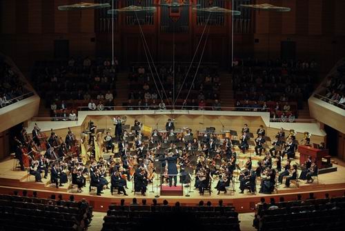 Tokyo Philharmonic Orchestra Akan Gelar Konser Orkestra Hatsune Miku (2)