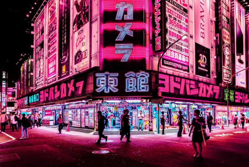 Foto-foto Keindahan Tokyo di Malam Hari Dalam Nuansa Warna Pink (3)