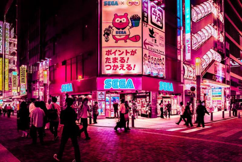 Foto-foto Keindahan Tokyo di Malam Hari Dalam Nuansa Warna Pink (8)