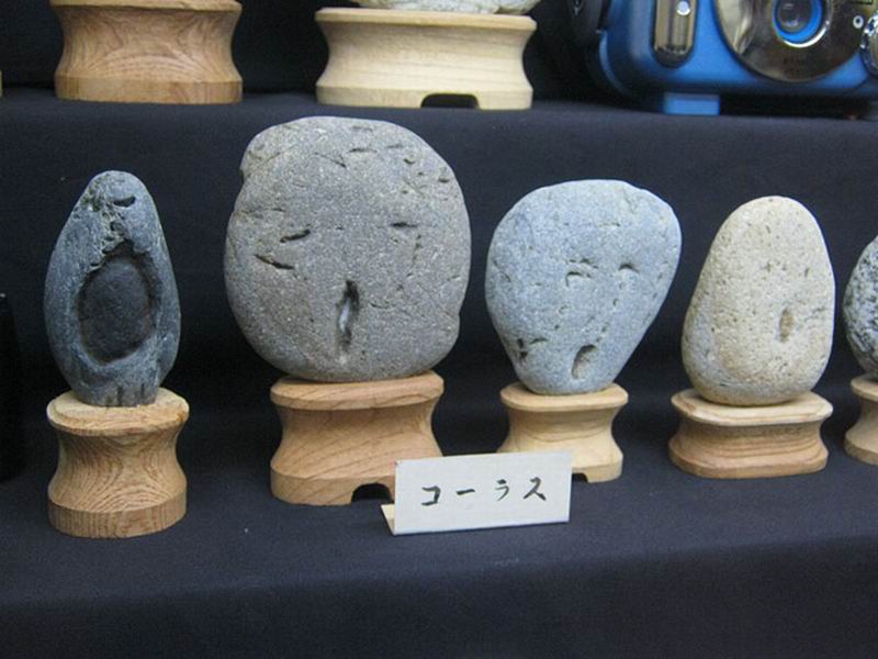 unik-di-jepang-ada-museum-batu-berbentuk-wajah-mirip-manusia-6