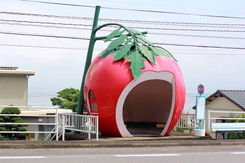 unik-halte-bus-berbentuk-buah-di-nagasaki