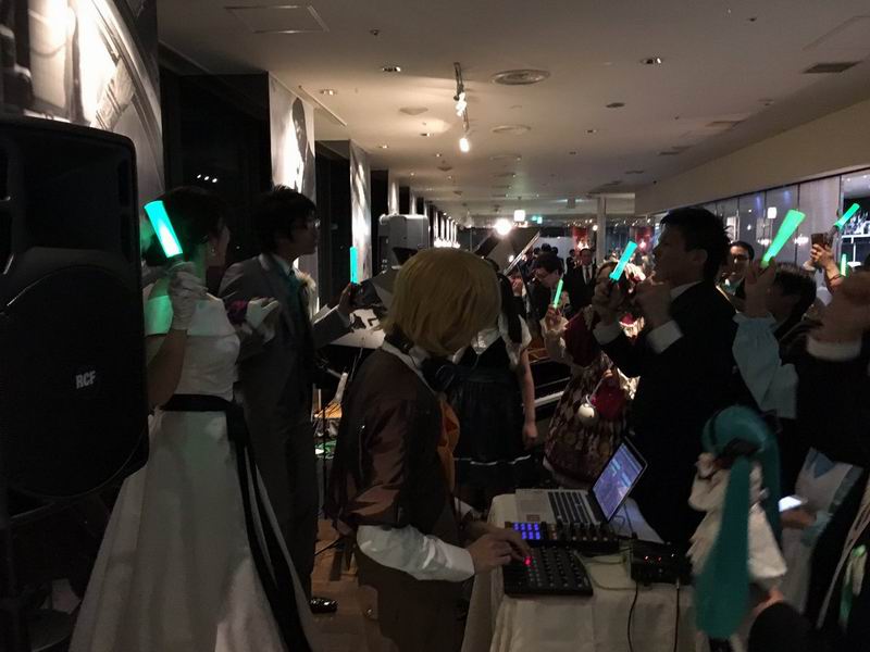 Pesta Pernikahan di Jepang yang Unik Hadirkan Hatsune Miku