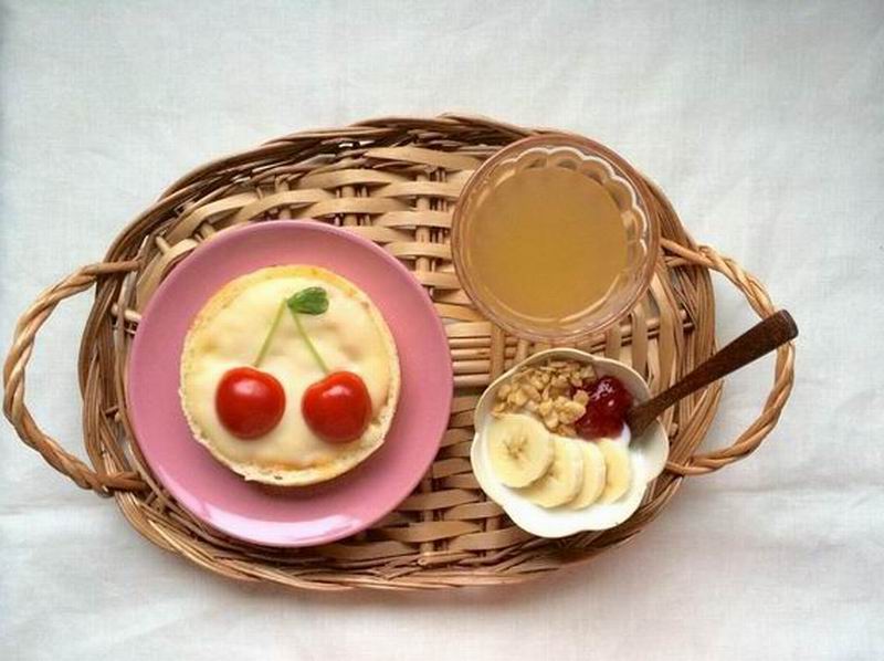 Cherry Toasts, Roti Berhiaskan Cherry Lagi Tren di Dunia Instagram Jepang