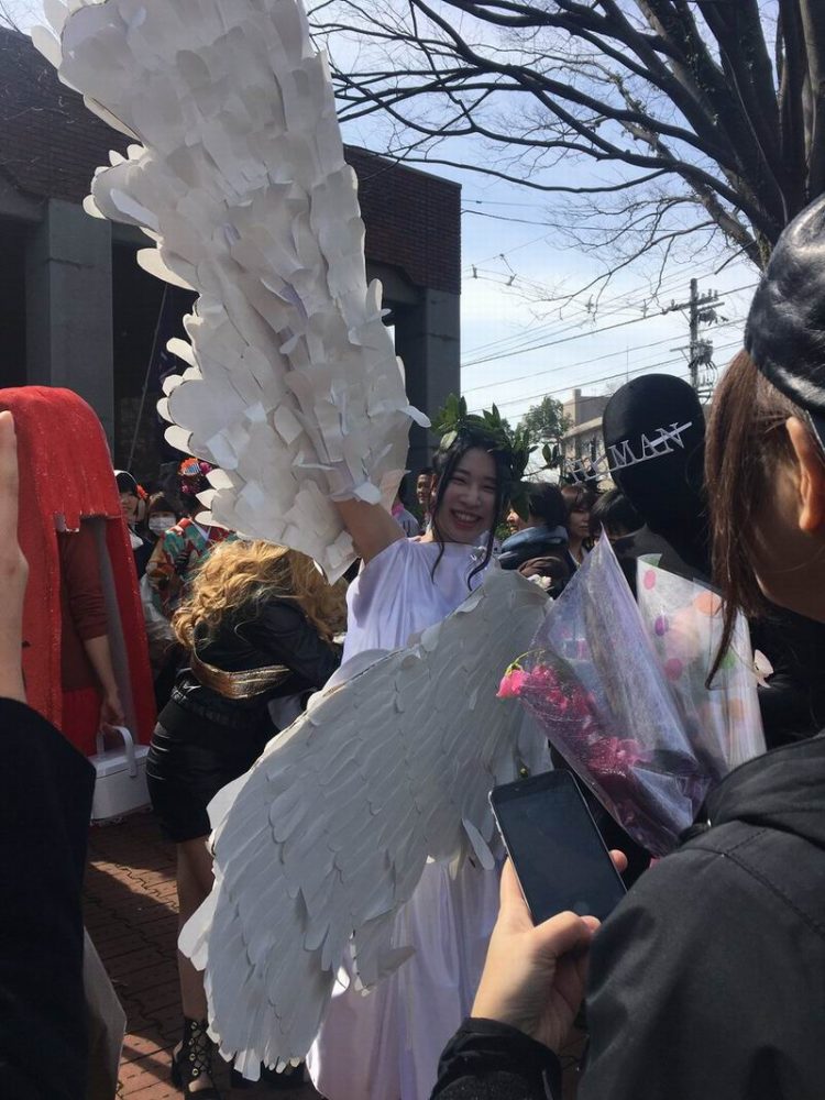 Gokil, Perayaan Kelulusan di Jepang Kembali Tampilkan Cosplayer Unik!