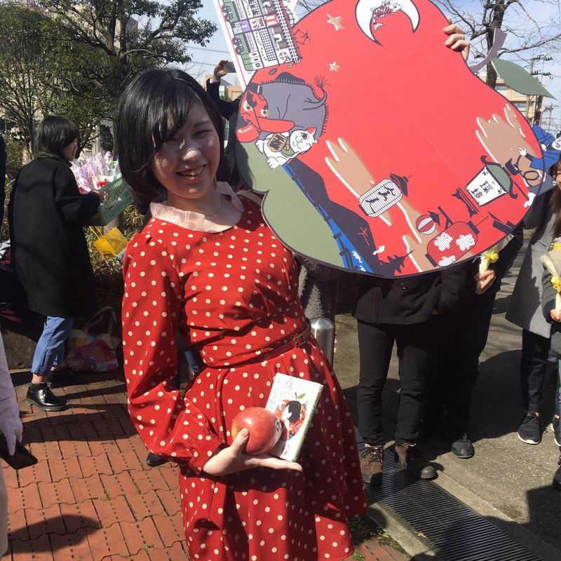 Gokil, Perayaan Kelulusan di Jepang Kembali Tampilkan Cosplayer Unik!
