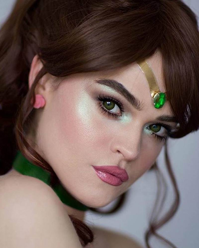 Makeup Artist Profesional Ciptakan Tampilan Para Karakter Sailor Moon