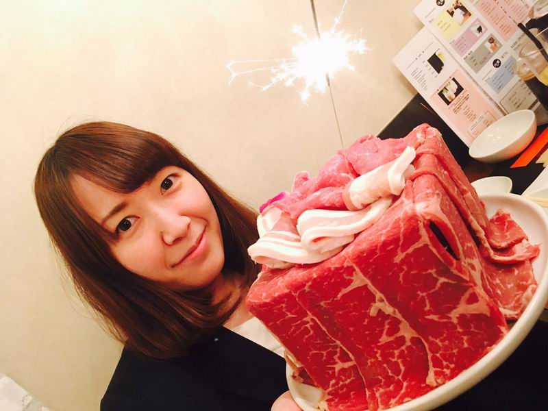 Tren Kuliner di Jepang, Kue Ulang Tahun dari Daging Mentah