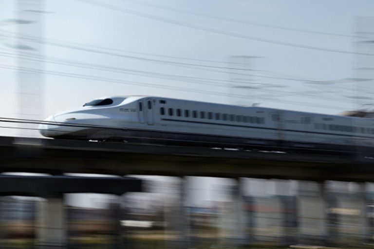 kereta shinkansen