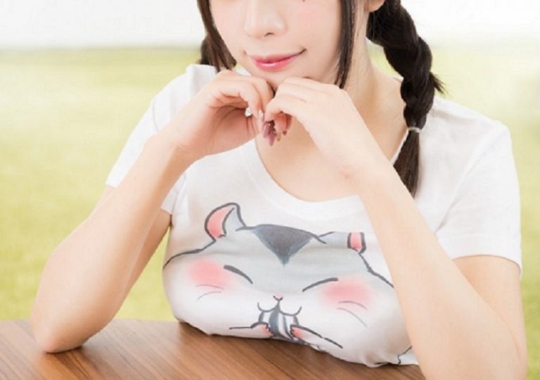 Mocolle Buat T-Shirt Hamster Lucu Yang Bisa Menghasilkan 