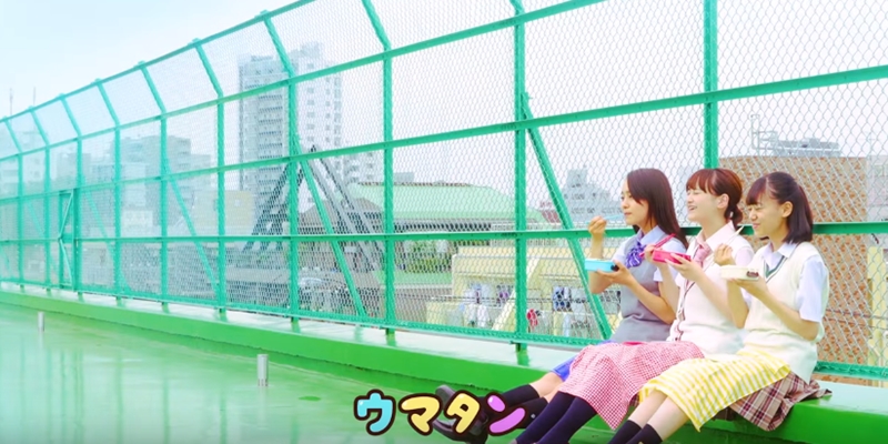 Sebuah Video Tentang Anak SMA Jepang Viral Karena Mengajarkan Bahasa Gaul
