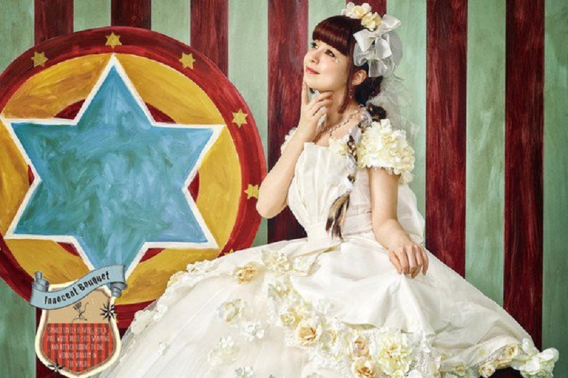 Penyanyi Luna Haruna Luncurkan Lima Desain Gaun Pengantin Terbarunya