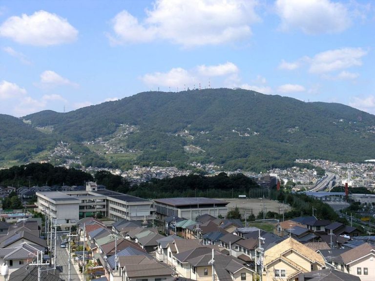 Lokasi Pendakian Populer di Wilayah Kansai