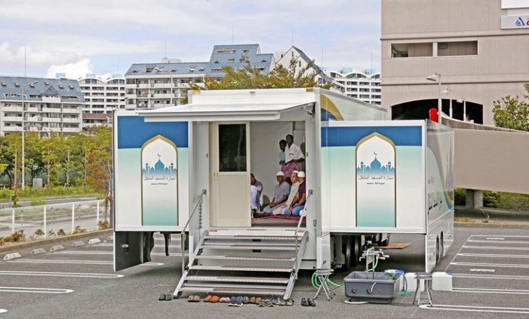 masjid di jepang / Yomiuri Shimbun