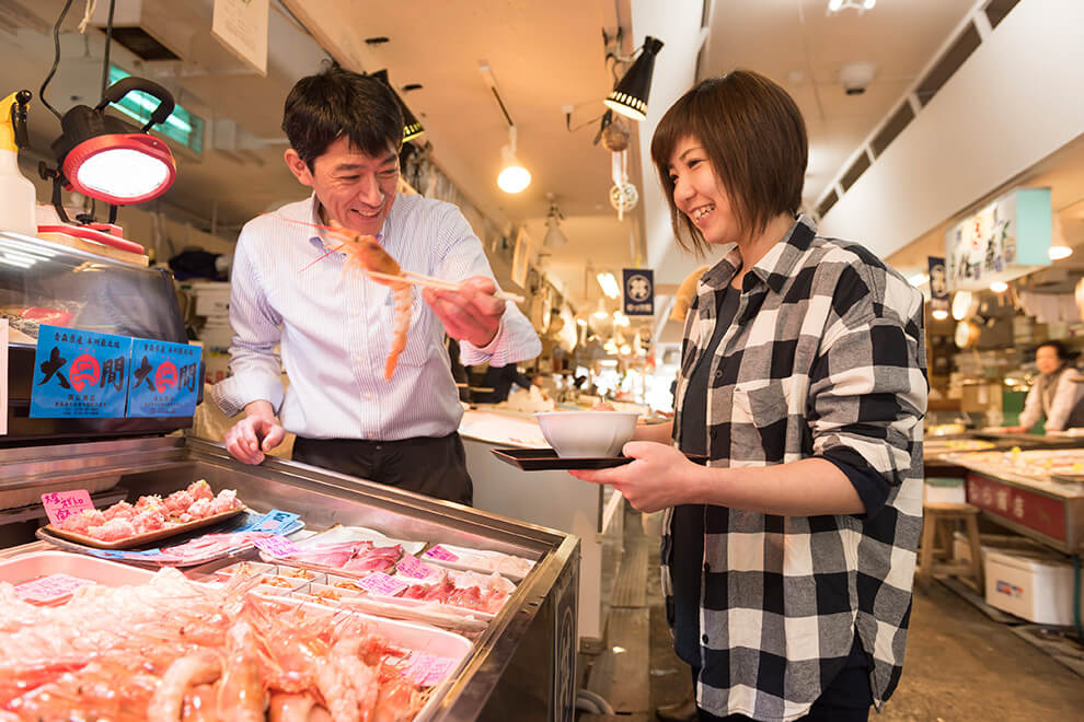 Menikmati Seafood Segar Dengan Cara Unik di Furukawa Fish Market