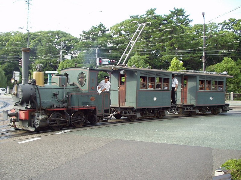 Botchan: Replika Lokomotif Uap Era Meiji