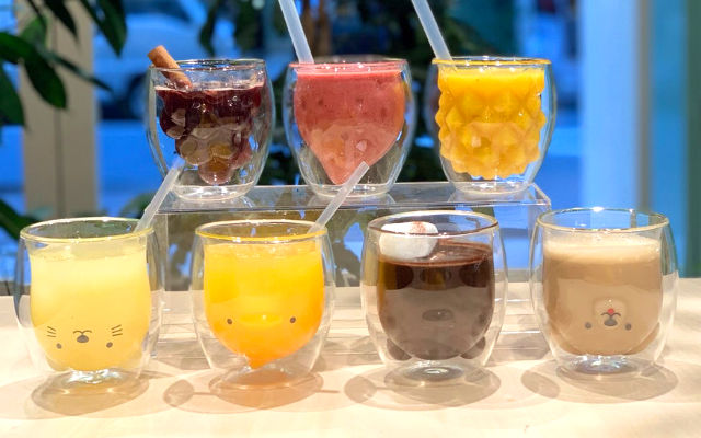 Sebuah Café di Jepang Sajikan Minuman Menggunakan Cangkir 3D