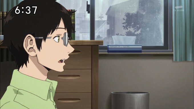 Kacamata melayang yang sering terlihat di banyak anime (twitter @hikol)