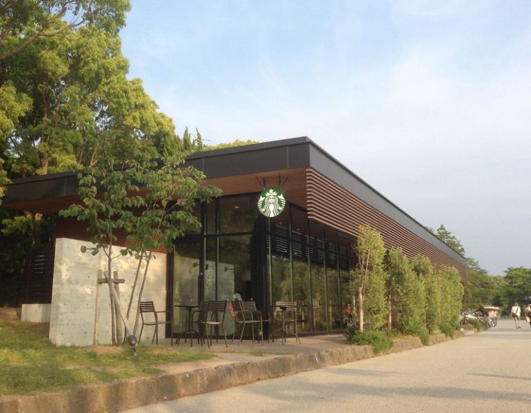 5 Starbucks Jepang Ini Memiliki Pemandangan yang Luar Biasa!