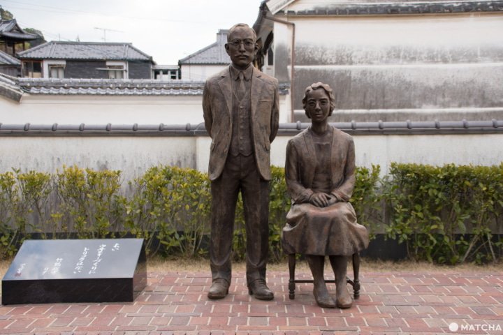 Patung Masataka Taketsuru dan Istri