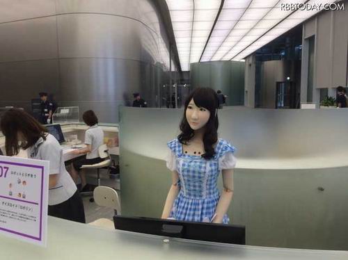 Di Jepang, robot Yukirin bisa bekerja kantoran lho! (2)