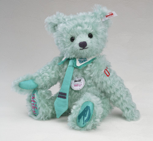 Hatsune Miku dibuat menjadi boneka Teddy Bear yang mewah (1)