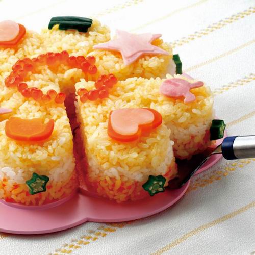 Hmm lezat! Inilah beraneka kue sushi yang mudah dibuat dan terlalu sayang untuk disantap! (1)