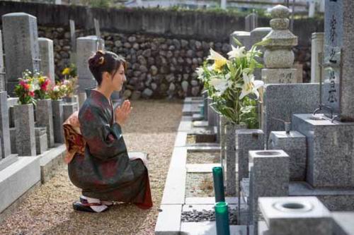 Jepang Hidup Mahal, Mati pun Mahal (5)