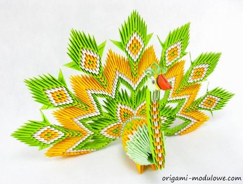 Karya Seni Dari Kertas Origami Yang Rumit Namun Indah