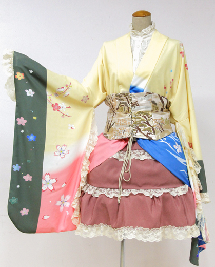Kawaii! Gaun mengagumkan ini menggabungkan gaya lolita dan busana tradisional Jepang! (1)