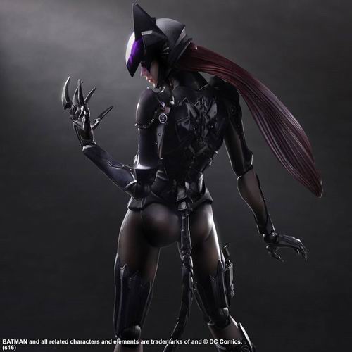 Keren! Inilah figurine Catwoman yang tampak penuh gaya hasil karya Tetsuya Nomura! (4)