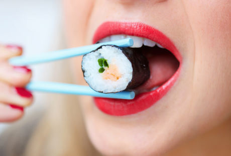 Makan Sushi Kurangi Risiko Mata Kering