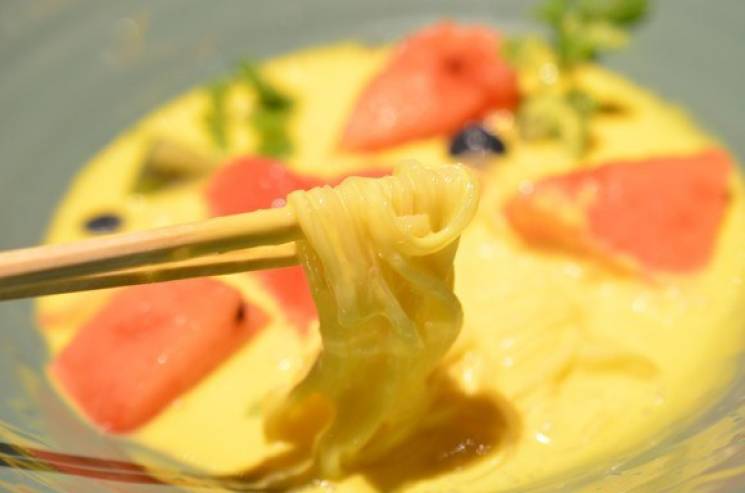 Mango Yoghurt Udon: Kelezatan Mie Udon, Yoghurt dan Buah
