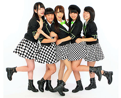 Mengumpulkan sampah bersama grup idola menjadi favorit para penggemar di Saitama