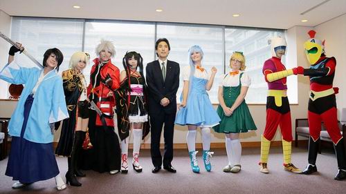 Para Kontestan World Cosplay Summit Mengunjungi Kementerian Luar Negeri Jepang