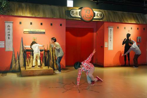 Taman hiburan J-World di Jepang membuka rumah hantu bertema Boruto (1)