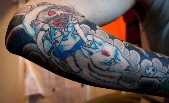 Inilah berbagai tato menakjubkan yang terinspirasi dari film-film Ghibli